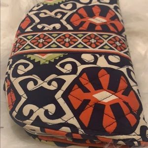 Vera Bradley padded wallet coin purse clutch bag